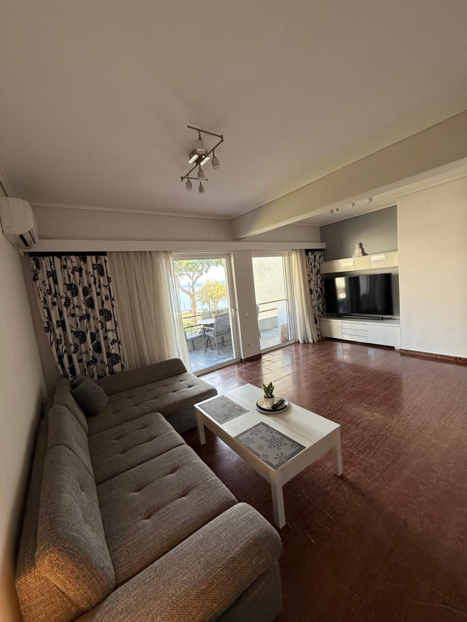 Blue Vision Apartment Nea Makri Ngoại thất bức ảnh